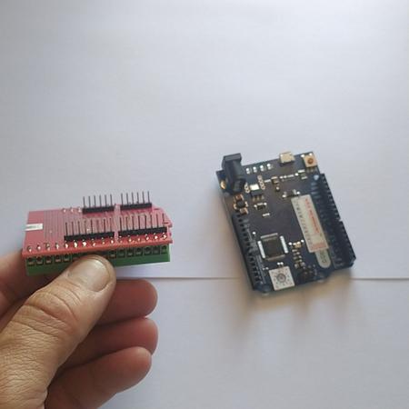 Imagem de Arduino Compativel Leonardo R3 + Placa Borne Screw Bootloader Desbloqueado