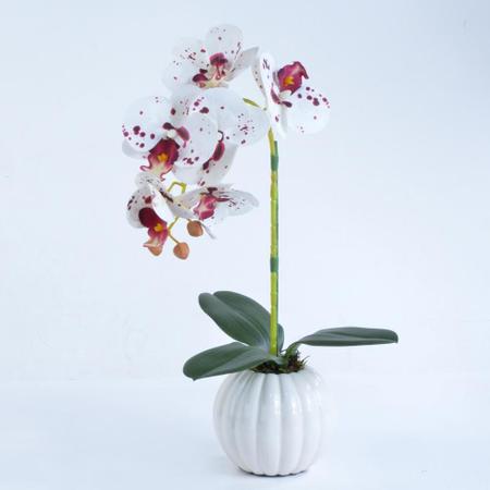 Arranjo de Orquídea Artificial Tigre em Cachepô Lily - Vila das Flores Imagem de Arranjo de Orquídea Artificial Tigre em Cachepô Lily