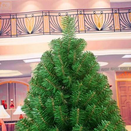 Árvore Pinheiro De Natal Luxo Cor Verde E Neve Flocos 2,10m 566 Galhos  A0621M - Chibrali