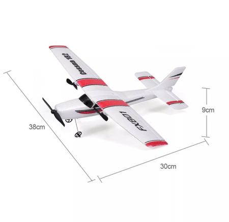 AEROMODELO - Como pilotar um avião por controle remoto? 