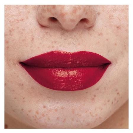 Avon Batom Ultracremoso Fps 15 Vermelho Maçã - 3,6G Imagem de Avon Batom Ultracremoso Fps 15 Vermelho Maçã - 3,6G