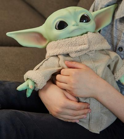Imagem de Baby Yoda The Mandalorian  Star Wars The Child Plush GWD85