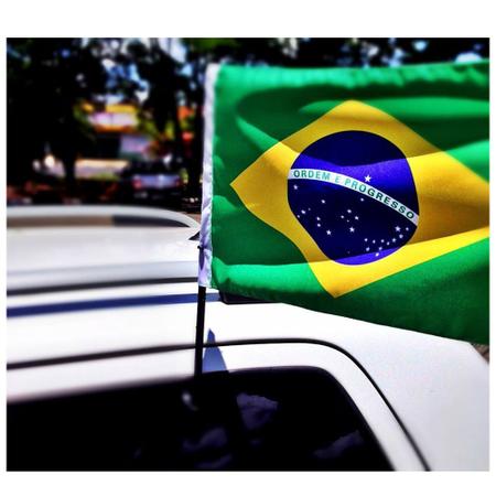 Imagem de Bandeira do Brasil para Carro Plástico 30cm x 45cm