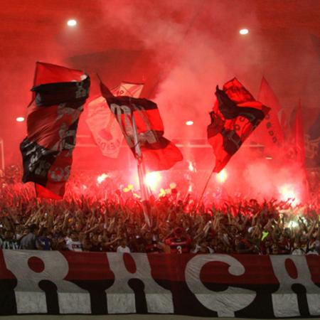 Imagem de Bandeira Flamengo De 5.10 M X 2,20 M Poliester Muito Grande