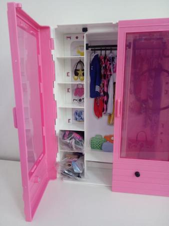 Bonecos Articulados - Boneca Barbie Fashion Novo Closet de Luxo