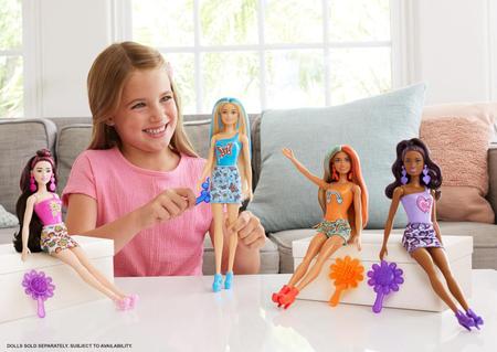 Imagem de Barbie Color Reveal Boneca Cores do Arco-íris - Mattel