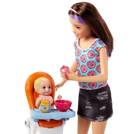 Barbie Conjunto Skipper Babysitter Comidinha do Bebe Fhy97 - Mattel - Boneca Barbie - Magazine Luiza