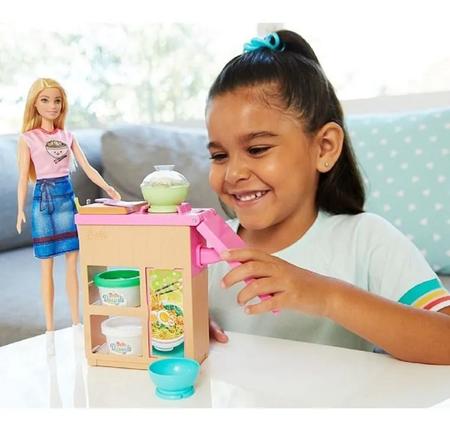 Boneca Mattel Barbie Profissões Chef de Macarrão GHK43, Bonecas