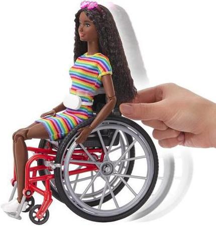 Boneca Mattel Barbie Negra Com Cadeira De Rodas - GRB94