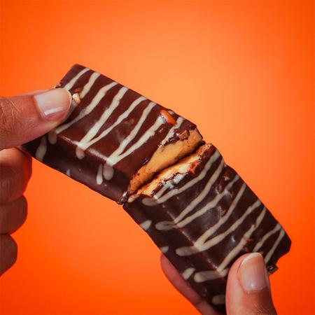 Imagem de Barra de Proteína BOLD Snacks Paçoca & Chocolate (20g de Proteína) - Caixa com 12 unidades