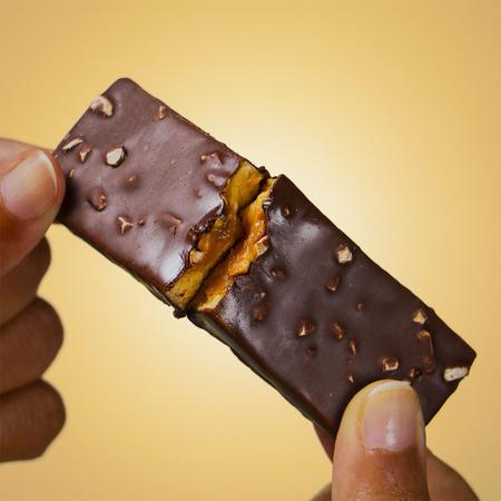Imagem de Barra de Proteína BOLD Snacks Thin Caramelo & Amendoim (12g de Proteína) - Caixa com 12 unidades
