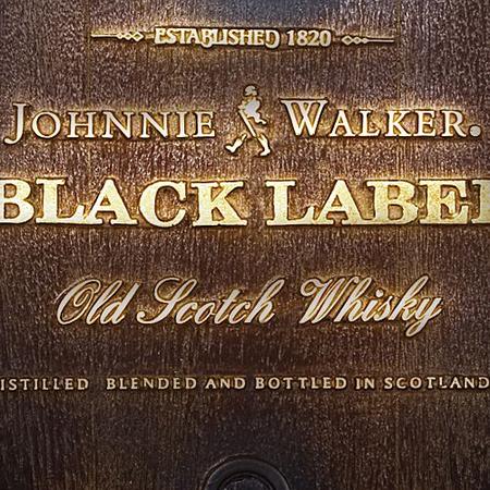 Imagem de Barril decorativo de parede - Johnnie Walker Whisky