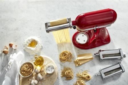 Imagem de Batedeira KitchenAid Artisan Empire Red - KEA33CV