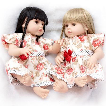 Bebe Reborn Gêmeos Recém Nascidos 100% Silicone Com Roupão - Cegonha Reborn  Dolls - Bonecas - Magazine Luiza