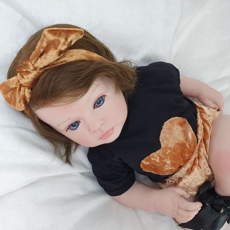 Boneca Bebê Reborn Nicole Girafinha Olhos Azuis Imperfeita