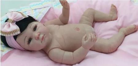 Bebe Reborn Menina Realista Toma Banho Cabelo Fio A Fio