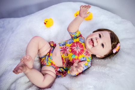 Bebê Reborn Menina Realista Silicone, Banho Fio A Fio Baby - Mundo