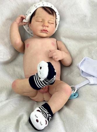 Bebê Reborn menino Benjamin com corpo de siliconado silicone