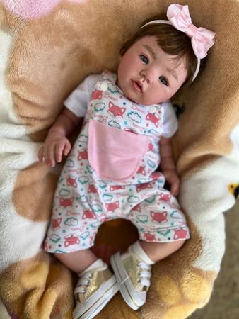 Bebê Reborn Abigail Morena Corpo Em Vinil Pode Dar Banho Fio a Fio em  Promoção na Americanas