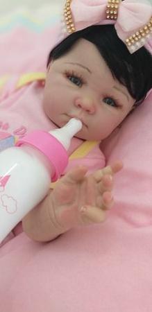 Bebê Reborn Boneca Silicone Banho Realista Enxoval Luxo no Shoptime