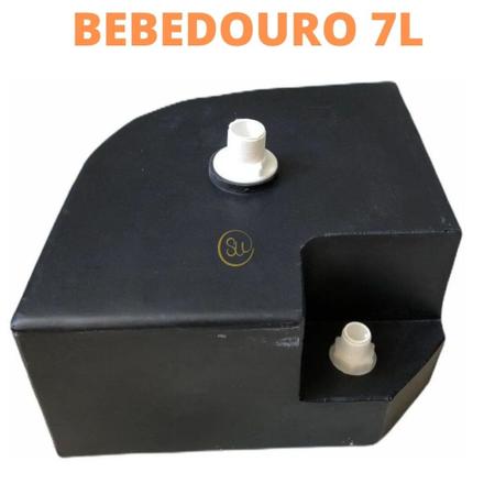 Imagem de Bebedouro Automático 7 Litros Para Canto De Baia - Cavalos