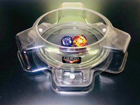 Arena de Batalha Beyblade Standard - Shu Kurenai - Pião de Batalha e  Acessórios - Magazine Luiza