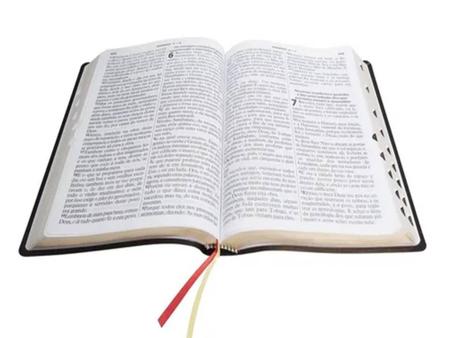 Imagem de Bíblia Sagrada Preta SBB Letra Extragigante Ara 17x23 Com Índice Lateral, Ajuda E Mapas