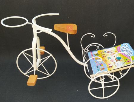 Imagem de Bicicleta De Ferro  Suporte Para Livros
