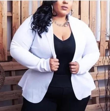 Blazer branco plus size 2025