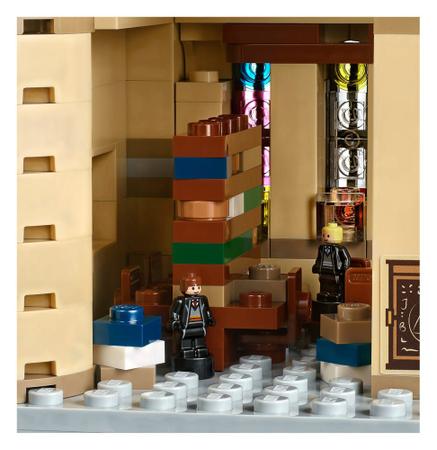 LEGO Harry Potter - O Castelo de Hogwarts - 71043 - Brinquedos de Montar e  Desmontar - Magazine Luiza