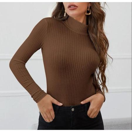 Blusa canelada manga longa gola alta tendência - Filó Modas Imagem de Blusa canelada manga longa gola alta tendência