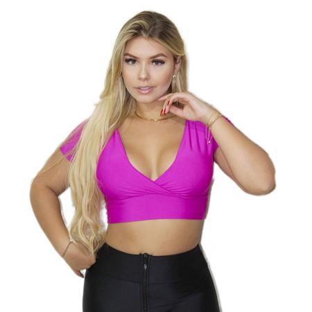 Blusa cropped decote V manga curta poliéster feminino fashion - Filó Modas Imagem de Blusa cropped decote V manga curta poliéster feminino fashion