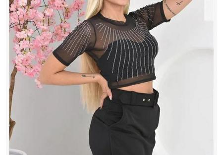 Imagem de Blusa cropped manga curta tule aplicação de strass moda jovem