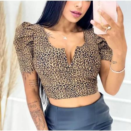 Imagem de Blusa Cropped onça feminina decote V com bojo manga curta princesa casual