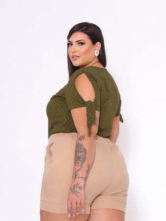 Blusa Curve Com Amarraçao Gola V Manga Curta Brilho Leve - PLUMP Imagem de Blusa Curve Com Amarraçao Gola V Manga Curta Brilho Leve