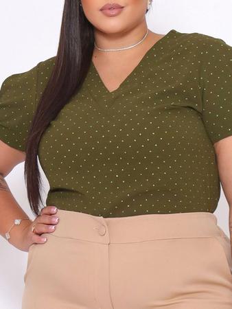 Blusa Curve Com Amarraçao Gola V Manga Curta Brilho Leve - PLUMP Imagem de Blusa Curve Com Amarraçao Gola V Manga Curta Brilho Leve