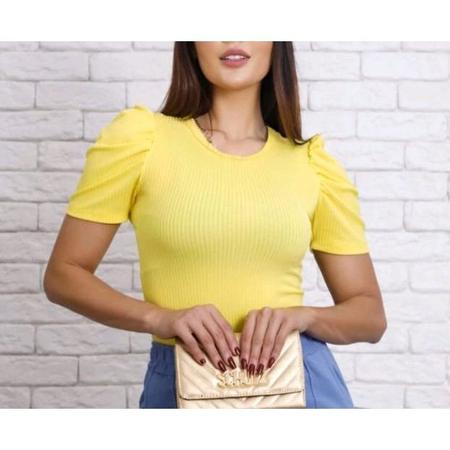 Blusa feminina tecido canelado manga curta princesa - Filó Modas Imagem de Blusa feminina tecido canelado manga curta princesa