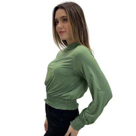 Blusa Formitz Manga Longa Gola Alta Feminina Imagem de Blusa Formitz Manga Longa Gola Alta Feminina
