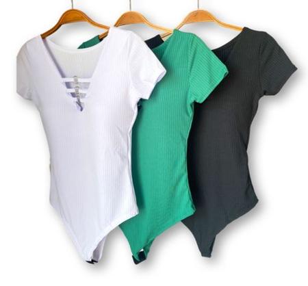 Body feminino canelado manga curta decote argolas moda feminina - Filo Modas Imagem de Body feminino canelado manga curta decote argolas moda feminina