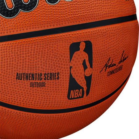 Bola de Basquete Wilson NBA Authentic Series Outdoor #7 - Marrom