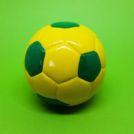 Aplique bola de futebol verde e amarela - á escolher