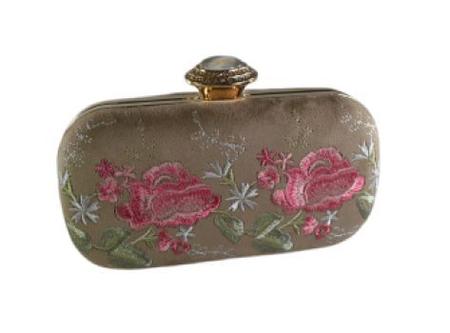 clutch bordada para festa