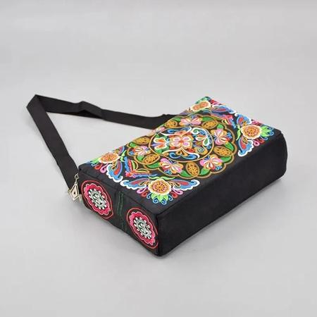 Imagem de Bolsa Feminina de Grande Capacidade - Bordada com Flores - Nylon - Crossbody