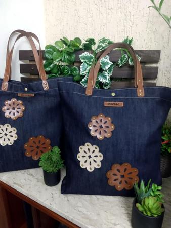 Bolsa Feminina Em Jeans Mod Tote Bag aplique flores BRINKO