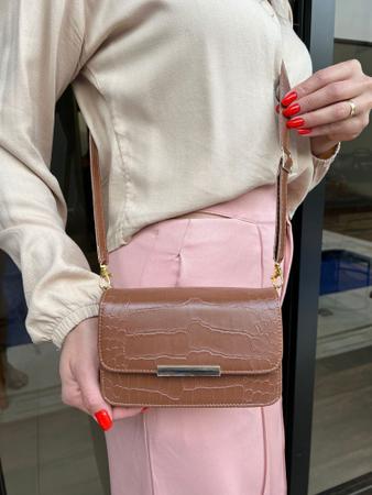 Bolsa Feminina Pequena Croco Transversal de Festa Mega Envio Imediato! - ManuHelo Bolsas Imagem de Bolsa Feminina Pequena Croco Transversal de Festa Mega Envio Imediato!