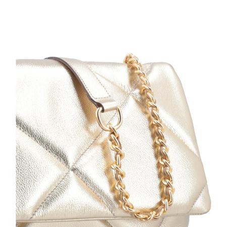 Bolsa Fiorella em Maxi Matelassê Metalizado Bauarte Imagem de Bolsa Fiorella em Maxi Matelassê Metalizado Bauarte