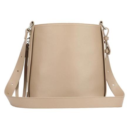 flat leather crossbody bolsa
