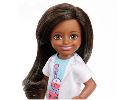 Imagem de Boneca Barbie Chelsea Cientista com Acessórios