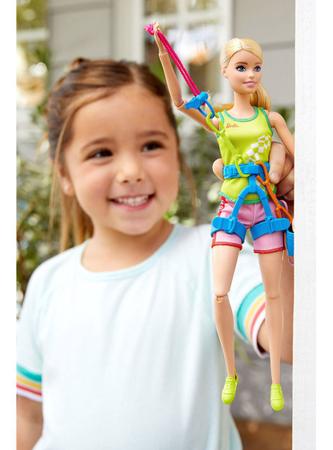 Boneca Barbie Jogos Olimpicos Tokyo 2020 Escalada Loira - Mattel - Bonecas  - Magazine Luiza