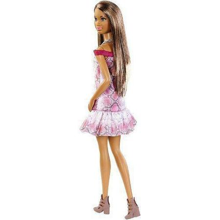 Boneca barbie negra niki